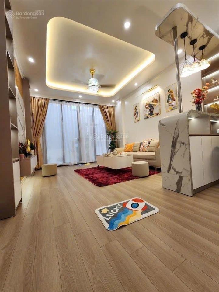 Bán liền kề trung kính, dt 65m2 x 5m mt 5t, ô tô đỗ cửa, kinh doanh hoặc ở, vỉa hè rộng, dt 45tr