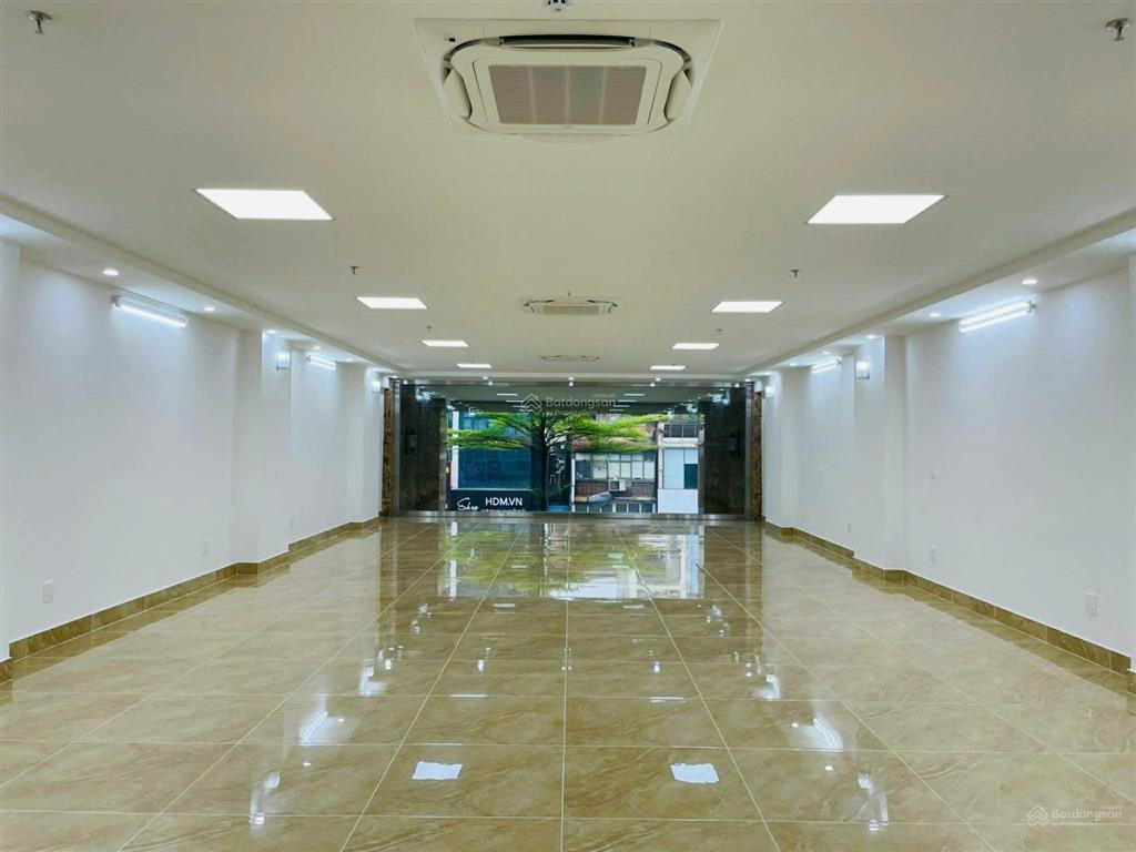 Tòa mặt phố trung hòa, thông sàn, tm, vỉa hè 3m, hầm xe, dt 2.5 tỷ/năm, pccc, hoàn công, 120m2*9t