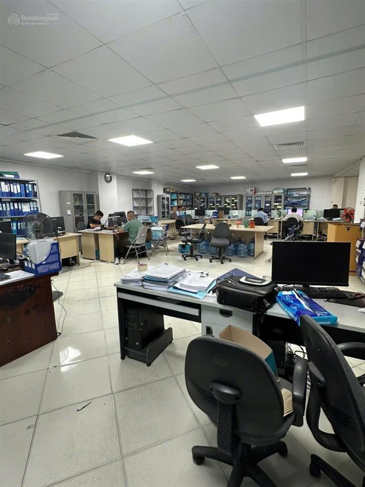 Vip! building thọ tháp dt 120m x 9t 1 hầm , mặt tiền 7,6m . thông sàn , doanh thu 190tr/t
