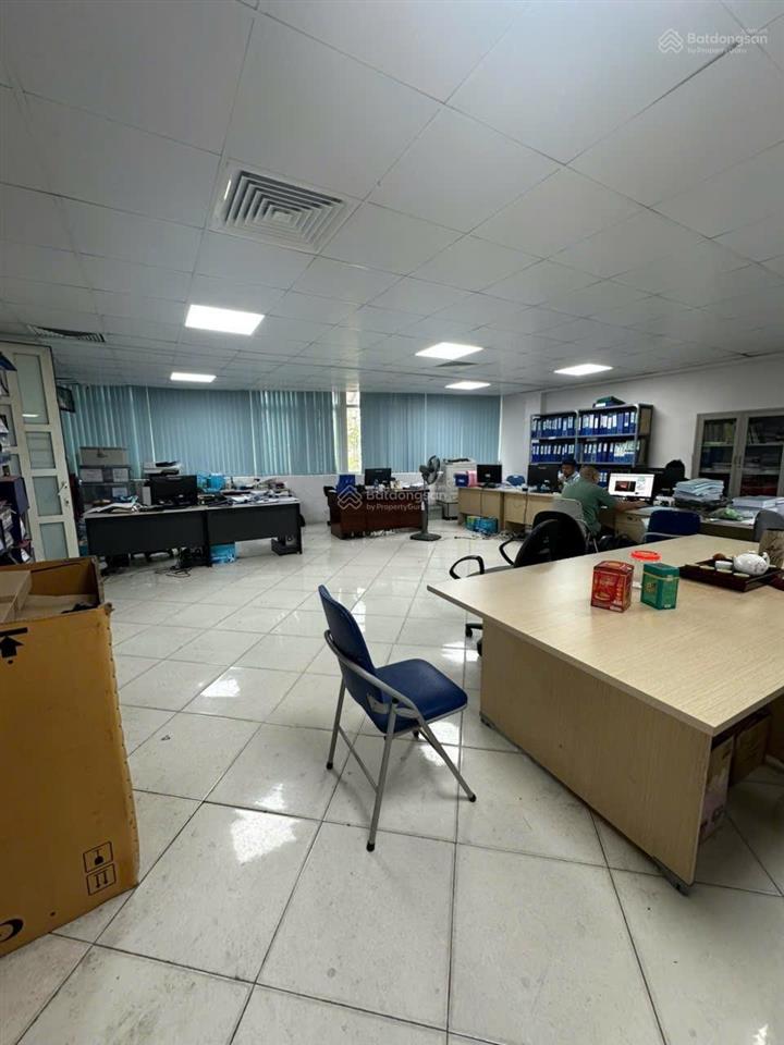 Vip! building thọ tháp dt 120m x 9t 1 hầm , mặt tiền 7,6m . thông sàn , doanh thu 190tr/t