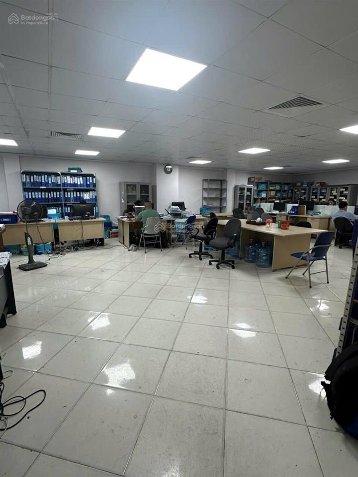 Vip! building thọ tháp dt 120m x 9t 1 hầm , mặt tiền 7,6m . thông sàn , doanh thu 190tr/t