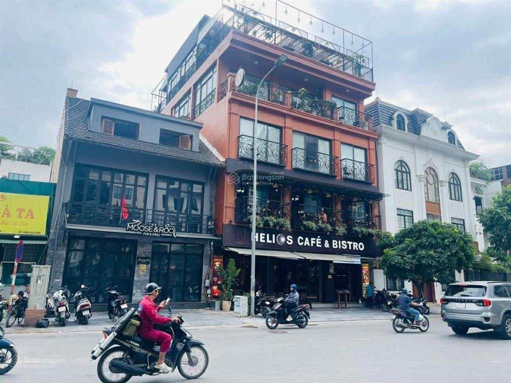 Bán nhà mặt phố trung hoà, 146m2x5t mt 5,5m, giá chào 84 tỷ có tl, mặt phố kd sầm uất, vỉa hè rộng