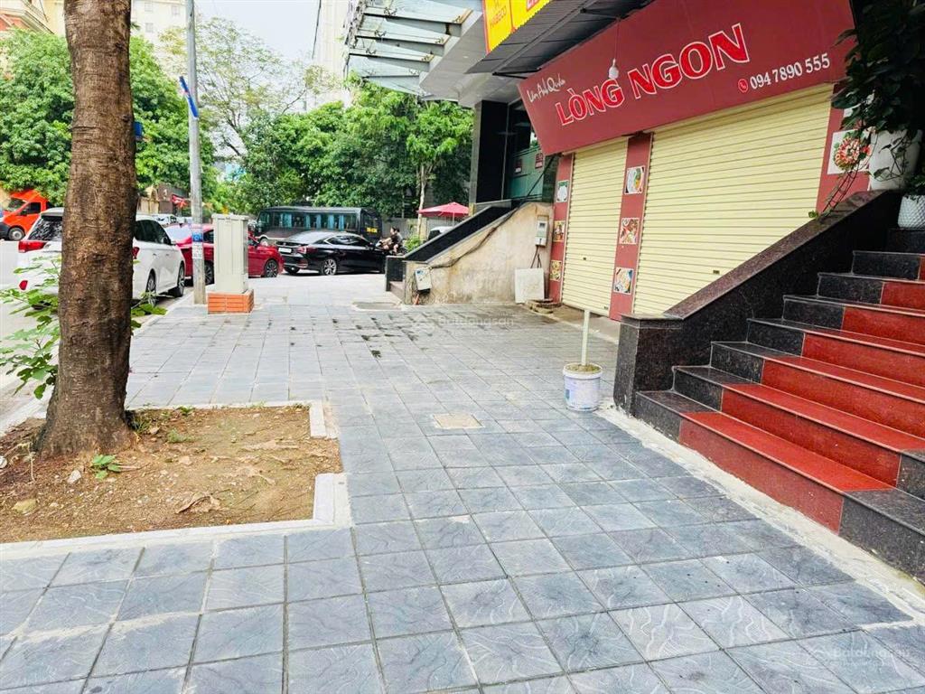 Building khúc thừa dụ. 8 nổi 1 hầm, full pccc, gpxd, kdoanh vp, dt 1.5 tỷ/năm, vỉa hè rộng, 155m2
