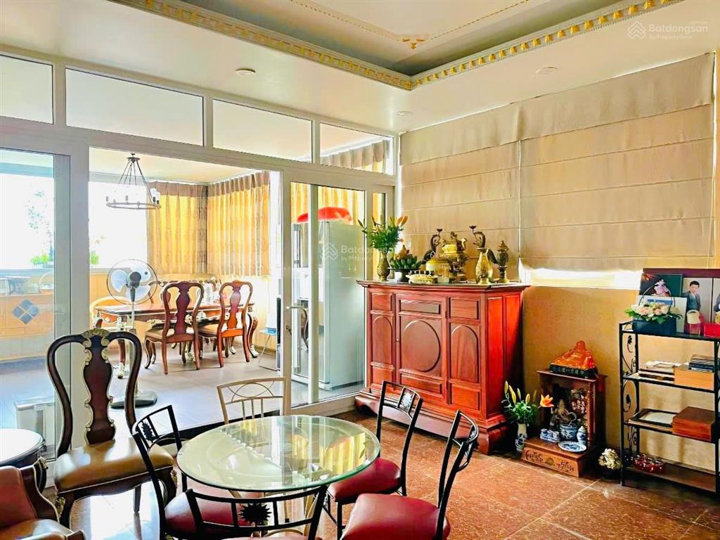 Siêu phẩm building nguyễn khang. 8 nổi, 1 hầm, ở/cho thuê vp, dt 160tr/tháng, full pccc, 98m2*8t