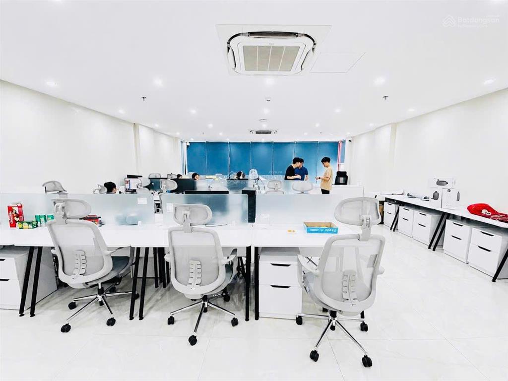 Tòa building mặt phố khuất duy tiến. 7 nổi, 1 hầm, dt 2 tỷ/năm, vỉa hè 8m, pccc, gpxd, 130m²*8t