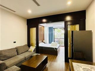 Tòa aparment mặt phố đội cấn. 8 nổi, 1 hầm, 16 chdv, dt 2tr/năm, 2 thoáng, pccc, hoàn công, 92m2*9t