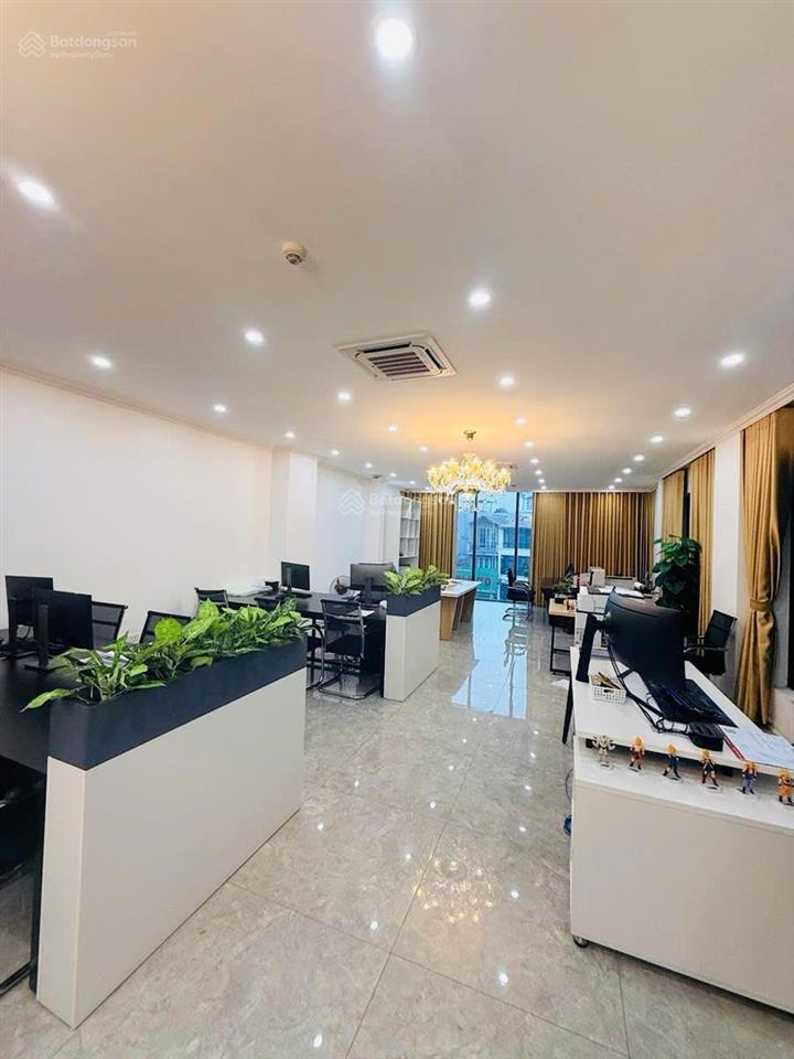 Tòa vp mặt phố trung kính. 1 mặt phố, 1 mặt ngõ, vỉa hè 5m, ở/cho thuê, dt 90tr/th, pccc, 148m²*7t
