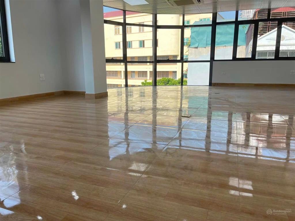 Siêu biệt thự nguyên hồng, 100m2 6t, lô góc, gara ô tô, mt 17m, doanh thu 80tr/th, vỉa hè rộng
