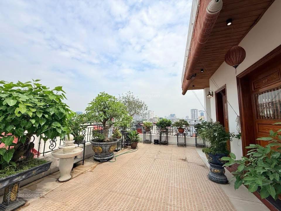 Mặt phố dịch vọng, building xây mới 7 tầng, ở/cho thuê vp, vỉa hè 6m, full pccc, 140m2