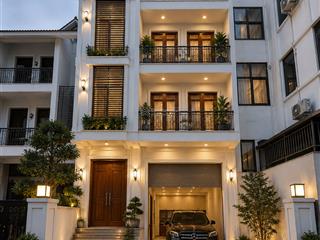 Giảm 5 tỷ! hdi homes mạc thái tông, view vườn hoa, 3 mặt thoáng, gara ôtô, ở hoặc cho thuê spa,vp..