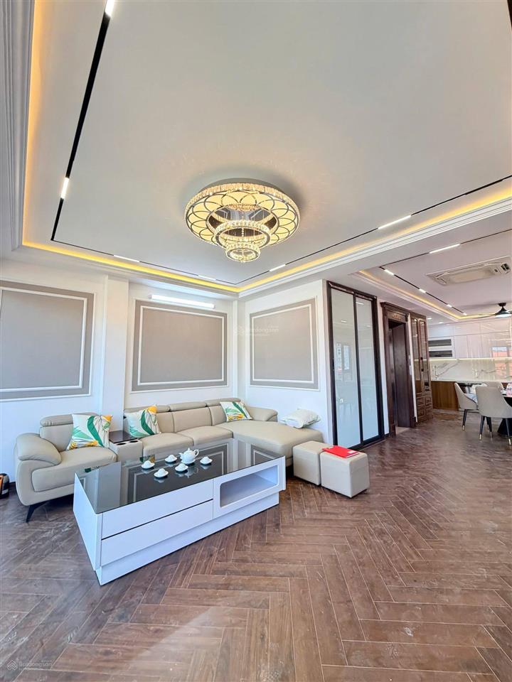 Hời 90tr/th toà mặt phố võ văn dũng, view hồ hoàng cầu, thang máy, vỉa hè, cho thuê đa dạng vp, spa
