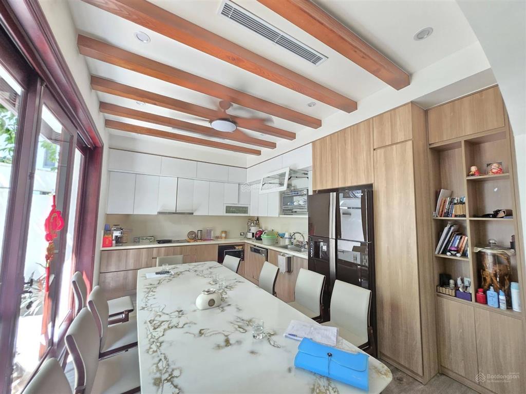 Kđt trung yên, lô góc, vỉa hè rộng, gara, bãi xe, qh ổn định, sổ cc, gần vành đai 2.5, 96m2