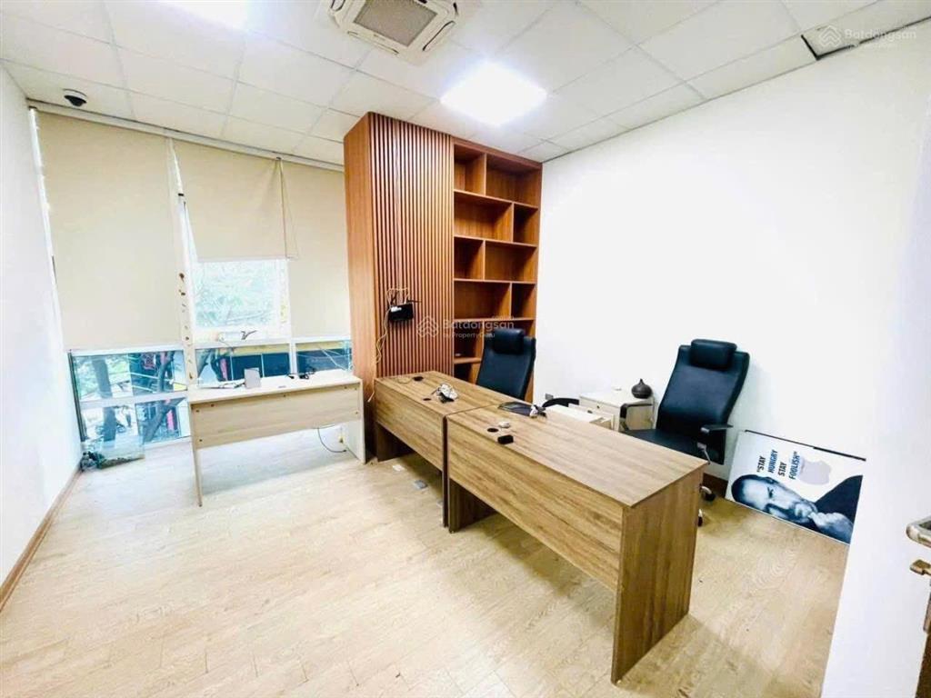 Tòa biệt thự, hdmon hàm nghi, dt 160m x6t, thang máy, mt 7m vỉa hè 5m. doanh thu 80tr/th