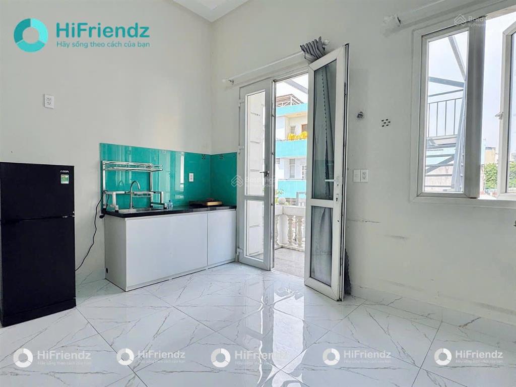 Duplex ban công gác cao rộng 40m2 ngay đh văn lang  chợ bà chiểu