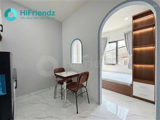 Cho thuê căn hộ tách bếpfull nội thất ( máy giặt riêng)ngay phạm văn đồngđh văn lang