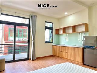 [bình thạnh] cho thuê studio 38m2 có ban công gần ngã tư hàng xanh giá cực tốt