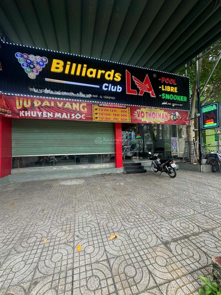 Nhà nguyên căn  phù hợp showroom, văn phòng  vị trí đẹp ngay công viên  giá 45 triệu tl