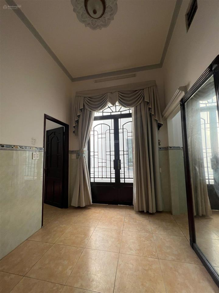 Diện tích 5x19m nhà có kết cấu mới đẹp  đoạn sầm uất  kinh doanh đa ngành giá chỉ nhỉnh hơn 14 tỷ