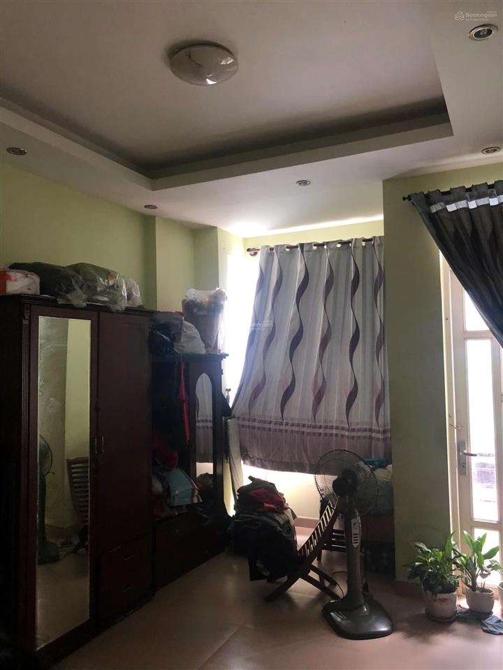 Bán nhà riêng tại tân hương, giá siêu hời 6,8 tỷ, 64 m2, 3pn, 4wc, 3 tầng cực hiếm trong khu vực