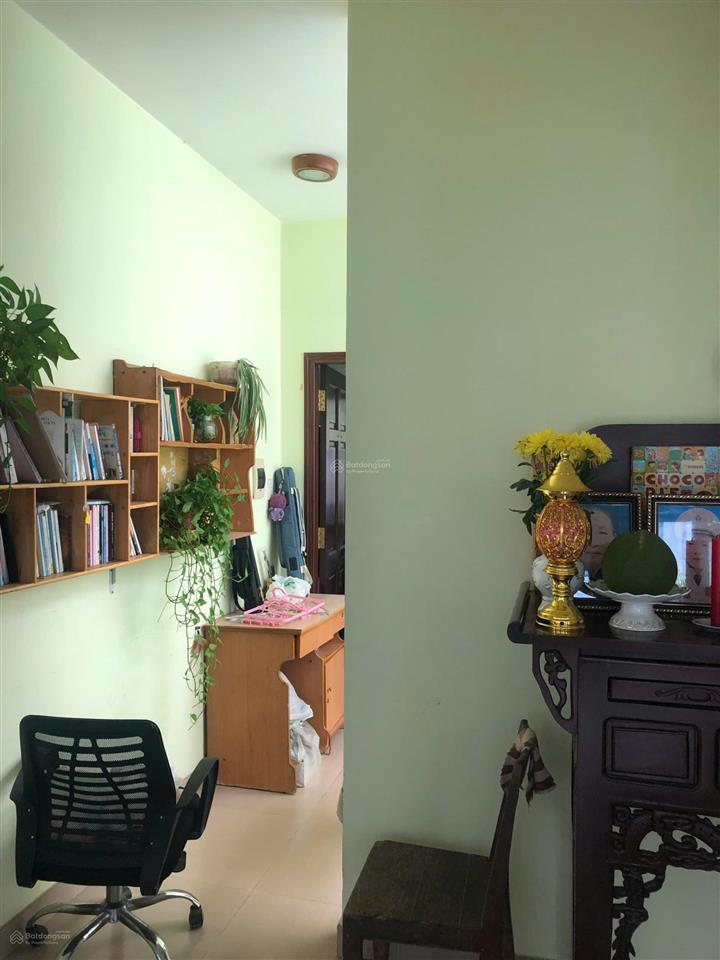 Bán nhà riêng tại tân hương, giá siêu hời 6,8 tỷ, 64 m2, 3pn, 4wc, 3 tầng cực hiếm trong khu vực