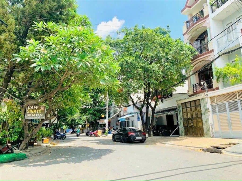Bán nhà 1 trệt 1 lầu  góc 2 mặt tiền  đường tân sơn nhì  khu dân cư an ninh  giá 5,5 tỷ tl