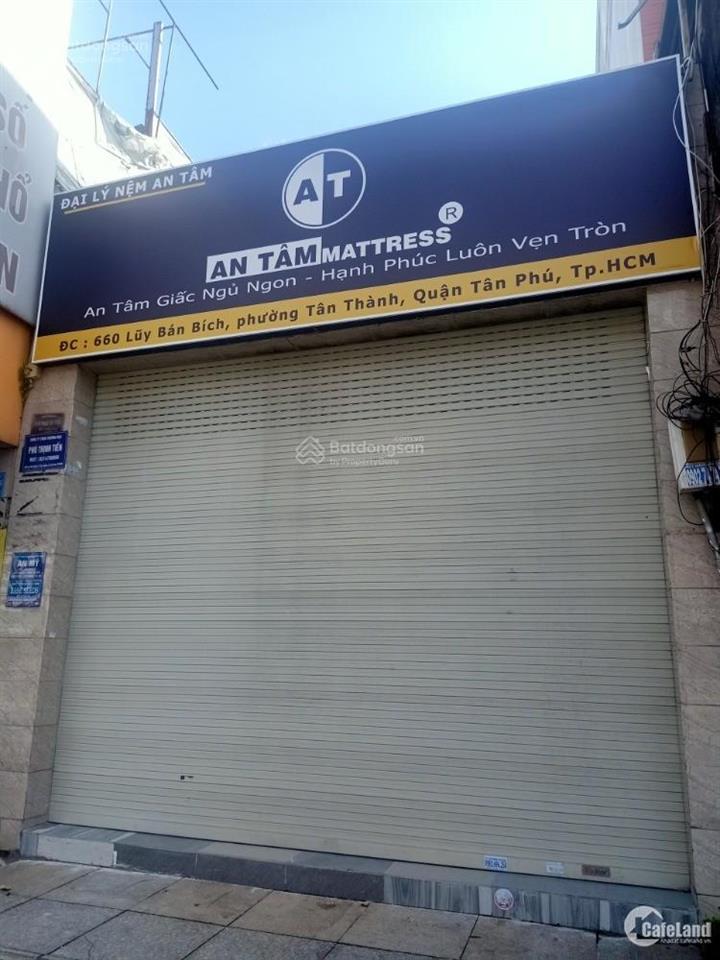Tổng dtsd lên đến 412m2 mtkd cực sầm uất lũy bán bích  nhà hàng , showroom ... giá thuê 50 triệu