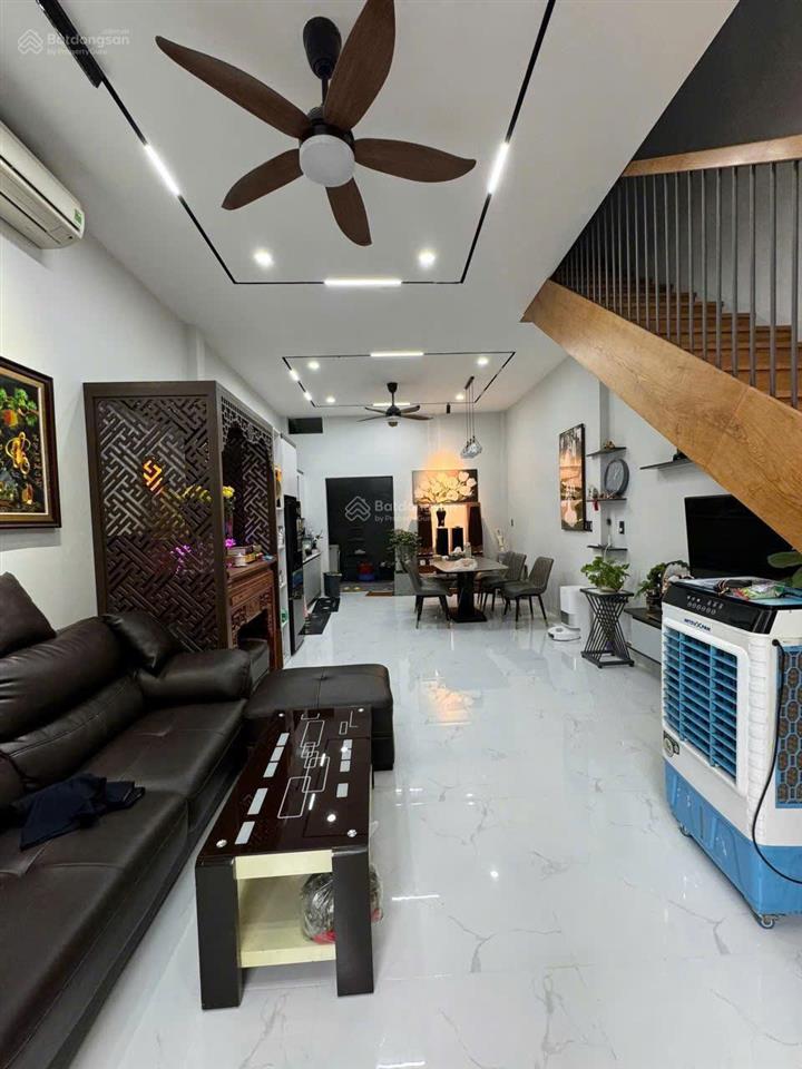 Cho thuê nhà mới  đẹp  full nội thất ngay trường học  chợ tân hương giá 13 triệu