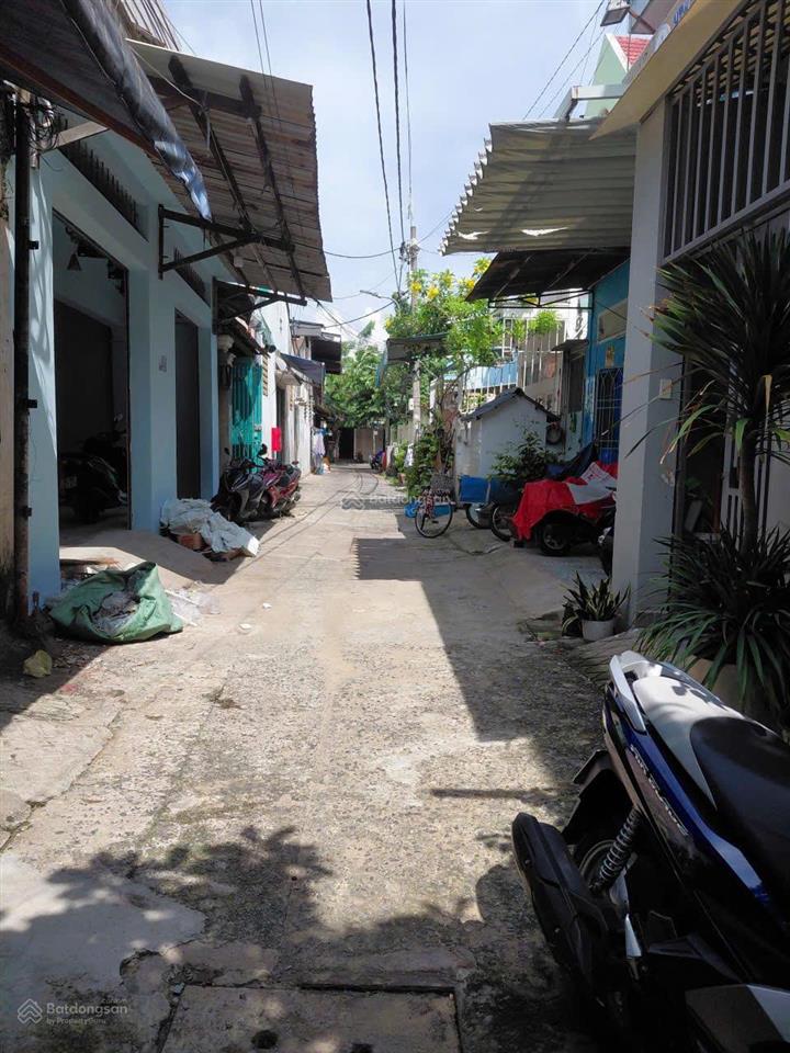 Cho thuê nhà mới  đẹp  full nội thất ngay trường học  chợ tân hương giá 13 triệu