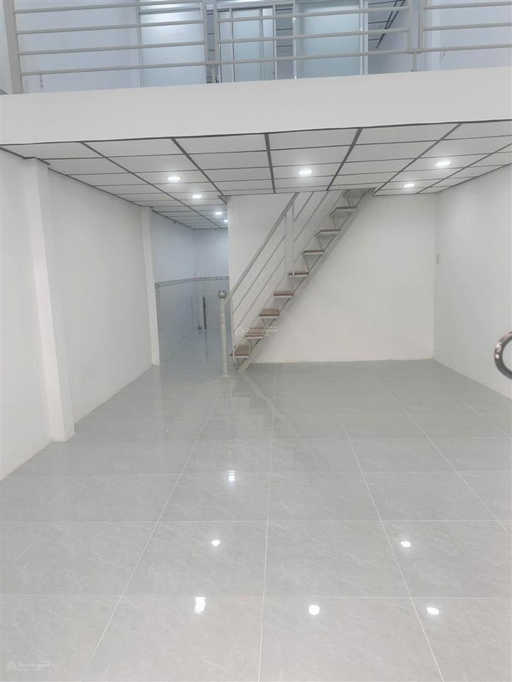 Nhà cho thuê ngay trường đại học  gần aeon tân phú 4.6x12m giá thuê 10 triệu