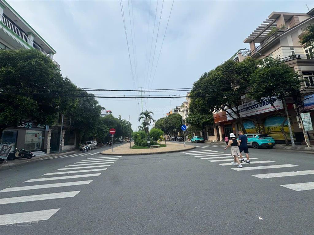 Mt nguyễn thế truyện gần tân sơn nhì  4m x 13m  cấp 4 tiện xây mới  giá tốt 12,3 tỷ (tl)