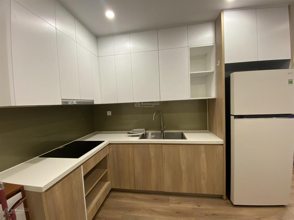 Khách trả nhà sớm nên tôi cần cho thuê căn 2n+ full đồ view hồ & ngắm pháo hoa cực đẹp