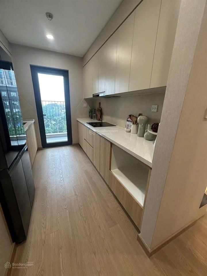 Chính chủ tôi cần bán gấp căn chung cư the charm an hưng dt 72m2 giá 5,1 tỷ rẻ hơn thị trường