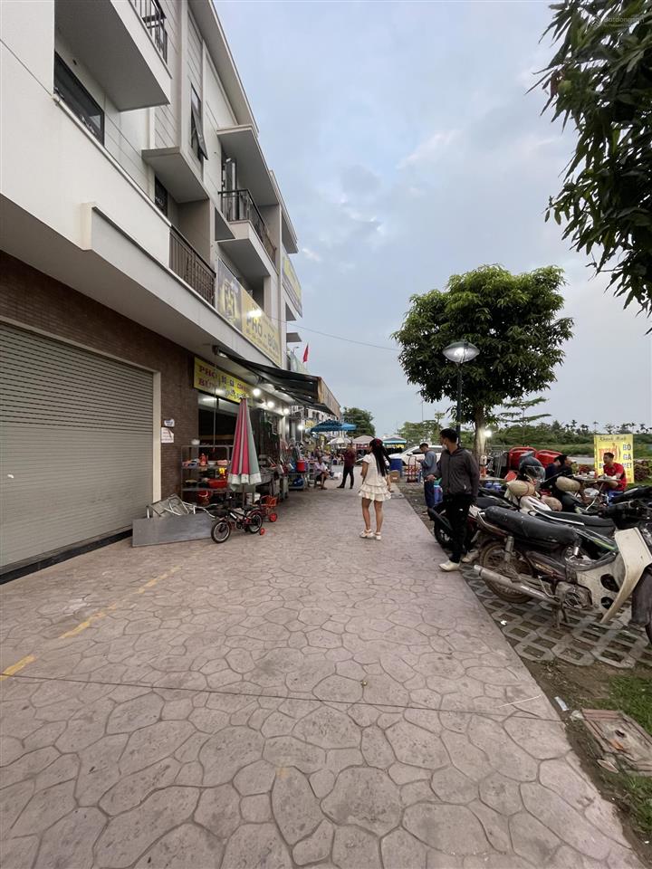 Shophouse sh4 92m2 kđt centa city vsip thuỷ nguyên hải phòng
giá đáy 5,8 tỷ