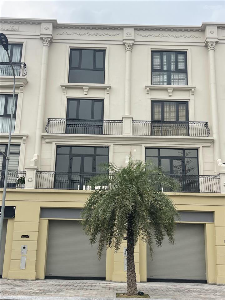 Cắt lỗ sâu căn shophouse đối diện văn phòng bán hàng gần vincom megamol. vinhomes vũ yên hp