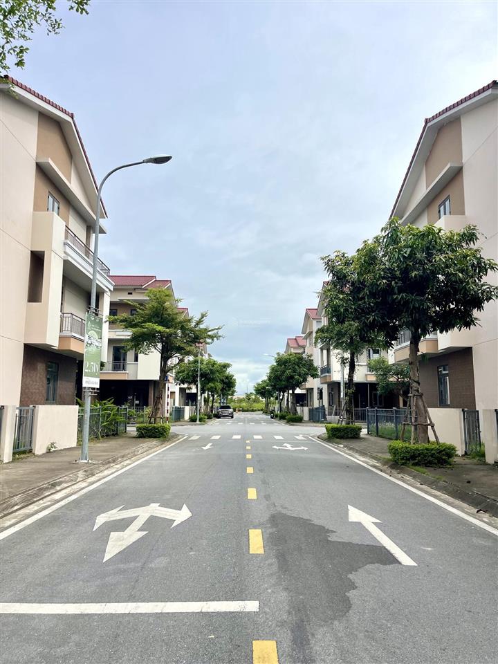 Bán căn liền kề hướng nam đã hoàn thiện gần công viên tại kđt centa vsip thuỷ nguyên  hải phòng