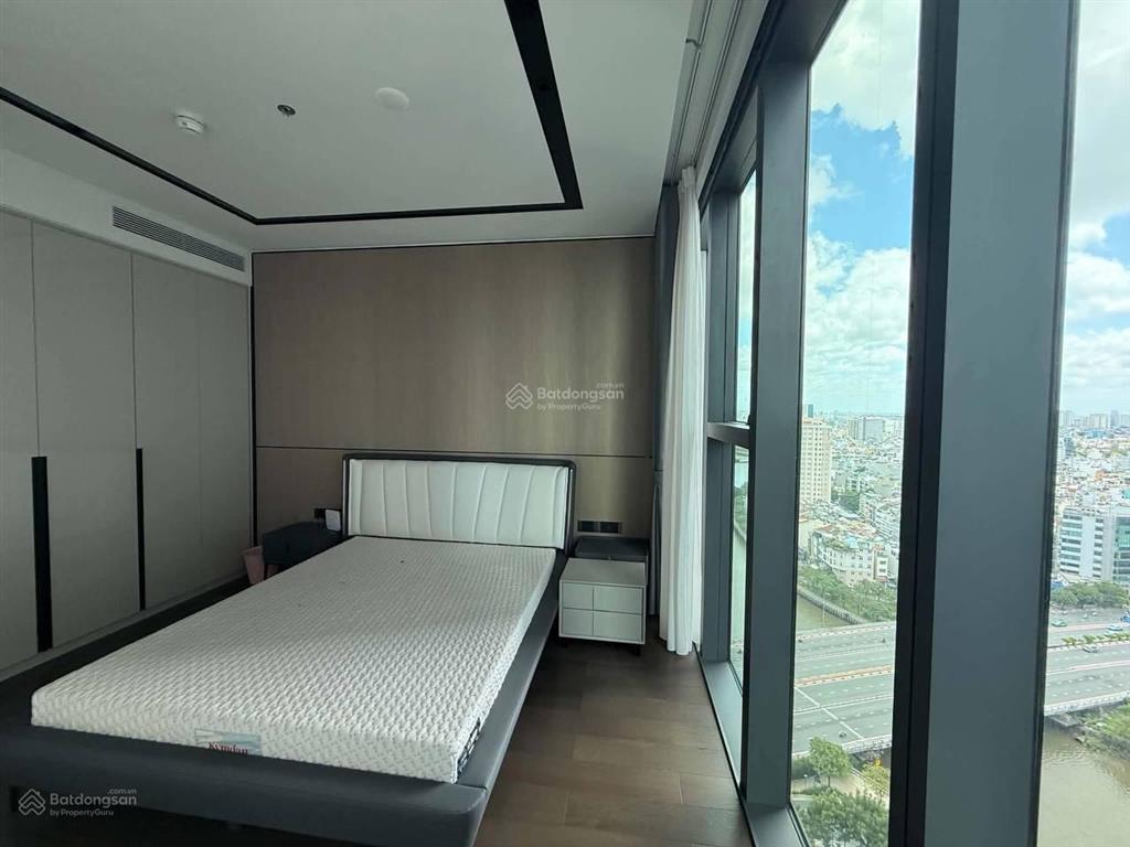 Cho thuê căn hộ 3 phòng ngủ giá tốt tại grand marina saigon