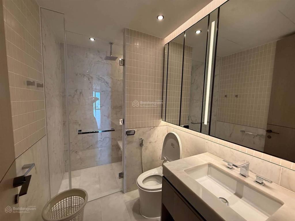 Cho thuê căn hộ 3 phòng ngủ giá tốt tại grand marina saigon