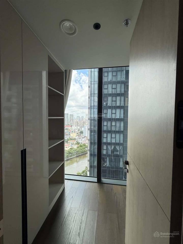 Cho thuê căn hộ 3 phòng ngủ giá tốt tại grand marina saigon