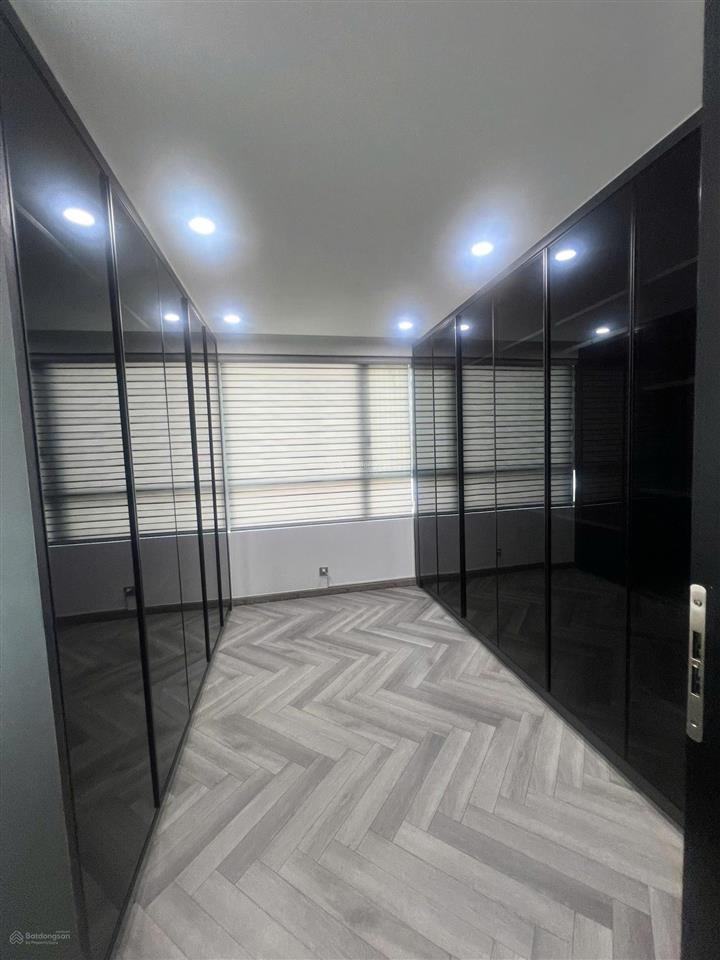 Căn hộ 4pn  189m² trục siêu hiếm tại riviera point  giá thương lượng