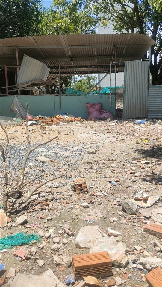 Gần hồ bơi thùy mi, đất đẹp dt 290m, có full thổ cư, giá 6 tỉ 5  an phướclong thành