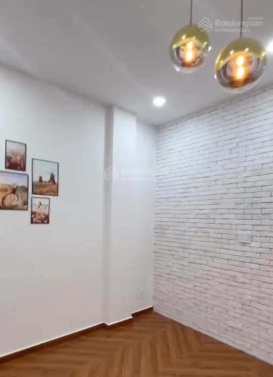 Nhà nhỏ xinhđường tôn đức thắngtt thị trấn long thànhdt 100,5m2 có 87m2 thổ cư. giá 5,2 tỷ