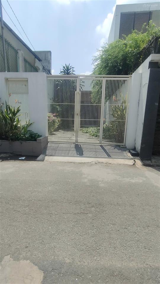 Nhà nhỏ xinhđường tôn đức thắngtt thị trấn long thànhdt 100,5m2 có 87m2 thổ cư. giá 5,2 tỷ