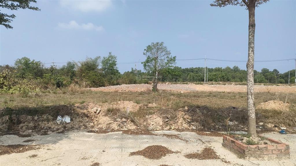 Thung lũng xanh lô góc  đất mặt tiền kinh doanhdt 123,3mcó 80,6m thổgiá 2,850 tỷan phướclt