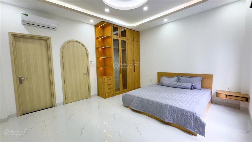 Nhà liền kề mới xây đẹp lung linh, giá 6,2 tỷ  trung tâm thị trấn long thành.
