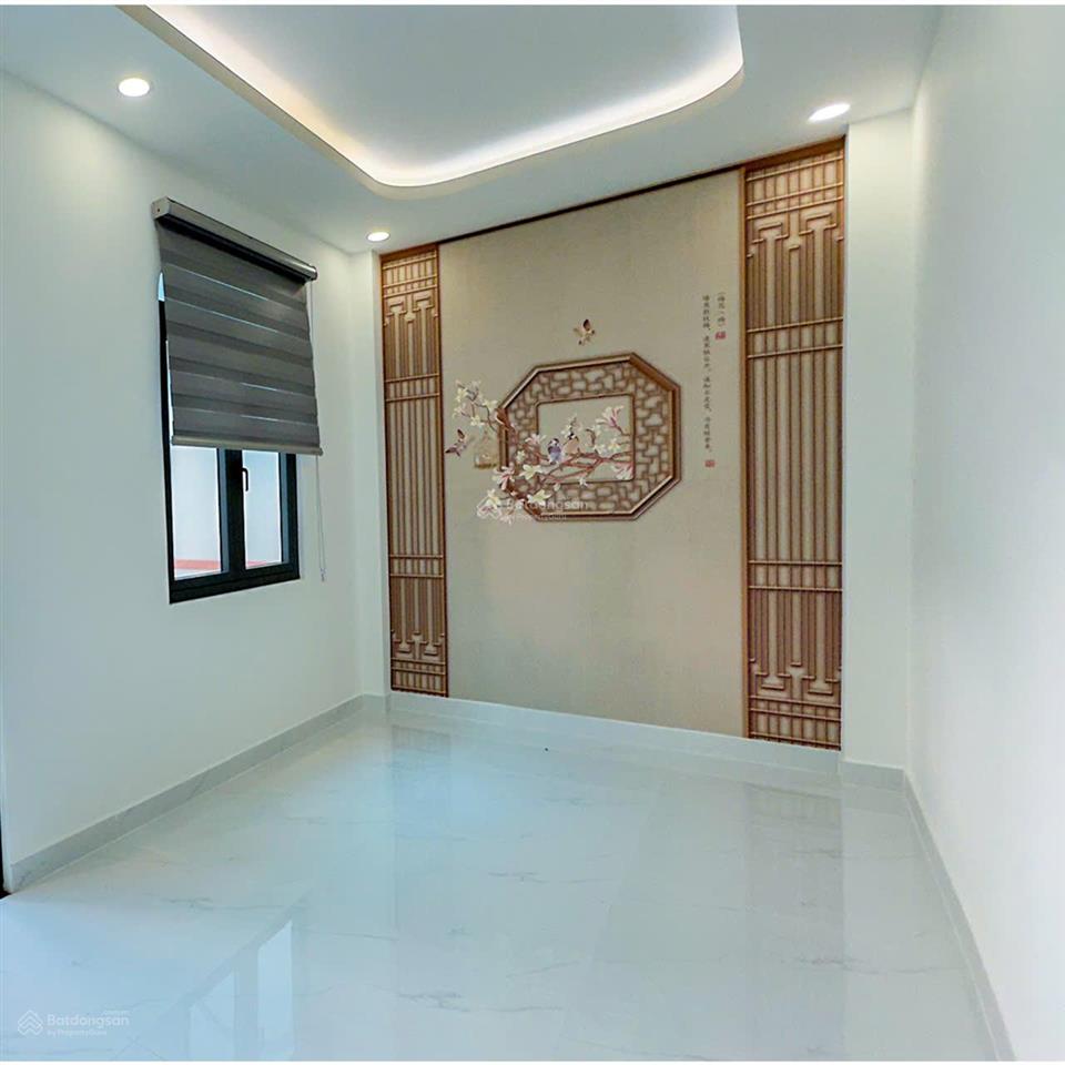Nhà liền kề mới xây đẹp lung linh, giá 6,2 tỷ  trung tâm thị trấn long thành.