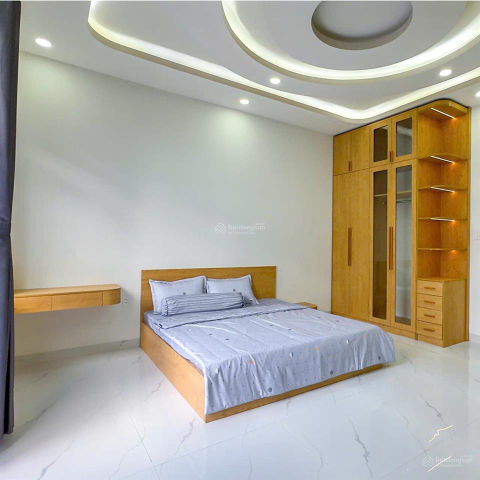 Nhà liền kề mới xây đẹp lung linh, giá 6,2 tỷ  trung tâm thị trấn long thành.