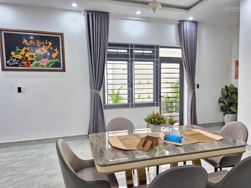 Nhà khu đô thị kiểu mẫu d2dlộc an dt 232m, full thổgiá 6 tỷ long thành