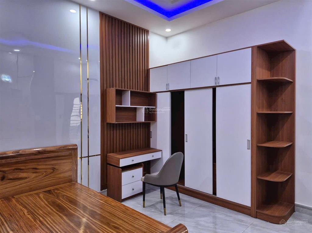 Nhà khu đô thị kiểu mẫu d2dlộc an dt 232m, full thổgiá 6 tỷ long thành