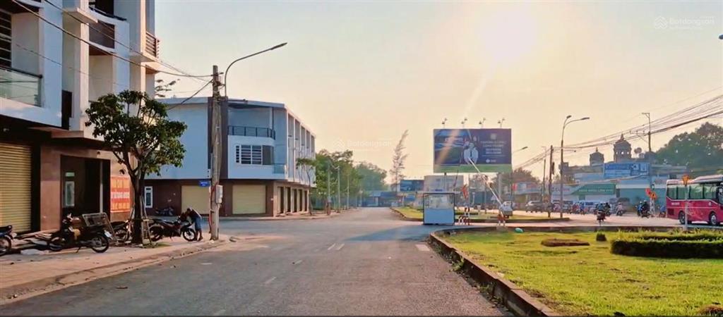 Nhà phố  khu dân cư d2d lộc an dt 118,5m2  full thổ  giá 7 tỷ  lộc an  long thành