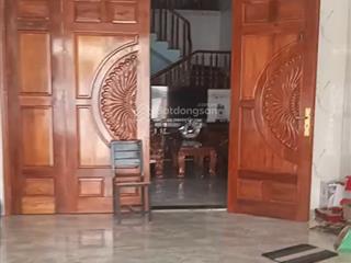 Bên hông stcnhà + đất 346m  ngang 15m  dòng tiền tươi 24tr/thángbình sơnlong thành